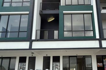 Crest @ Austin Emerald 2