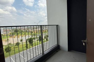 Crest @ Austin Emerald 2