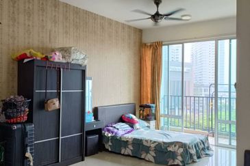 Dedaun Hijau (Greenfield Regency)