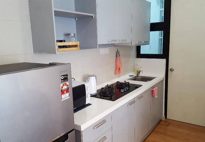 Dedaun Hijau (Greenfield Regency)