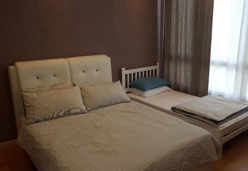 Dedaun Hijau (Greenfield Regency)