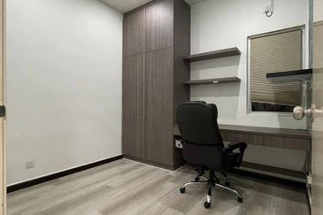 Dedaun Hijau (Greenfield Regency)