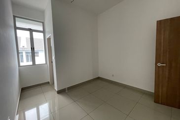 Iconia Garden Residence @ Taman Impian Emas