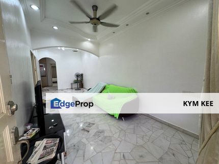 Desa Cemerlang Single Storey 20x70 Renovated & Extended Ulu Tiram , Johor, Ulu Tiram