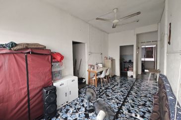 Taman Pulai Utama Flat