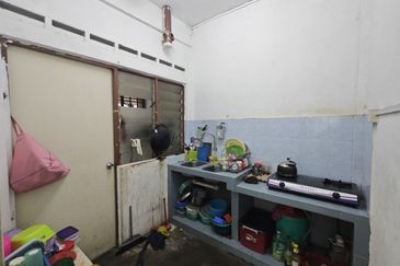 Taman Pulai Utama Flat