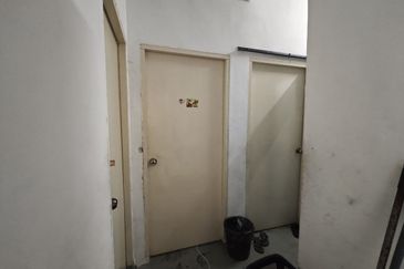 Taman Pulai Utama Flat