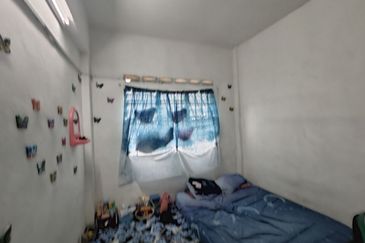 Taman Pulai Utama Flat