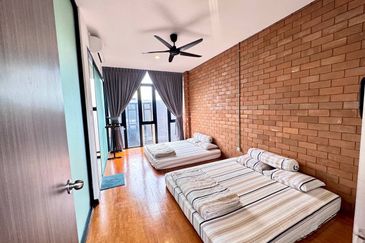 Cube On Hill ( Taman Bukit Pulai )