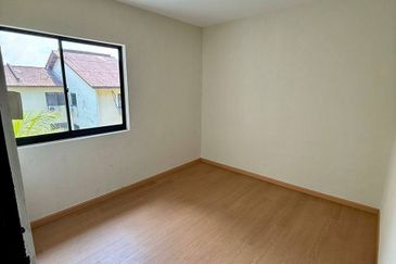 Flat Bandar Selesa Jaya