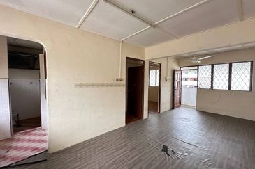 Flat Taman Ungku Tun Aminah