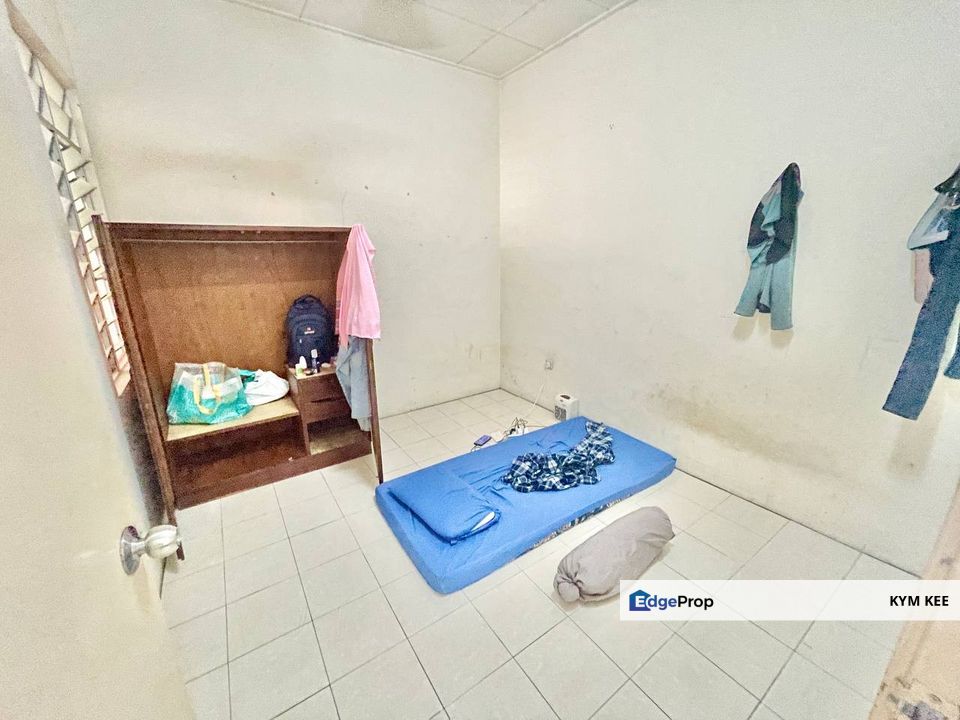 Taman Ehsan Jaya Low Medium Cost Shoplot Apartment Near Johor Jaya Desa Cemerlang, Johor, Johor Bahru