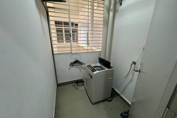 Seasons Luxury Apartments @ Amara Larkin