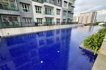 Seasons Luxury Apartments @ Amara Larkin