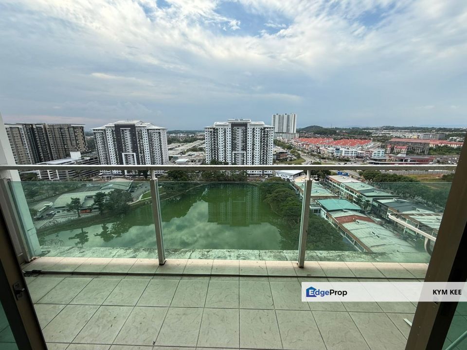 Palazio Studio Fully Furnished Lake View @ Mount Austin Near JB Town CIQ, Johor, Johor Bahru