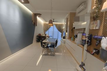 The WaterEdge Residences