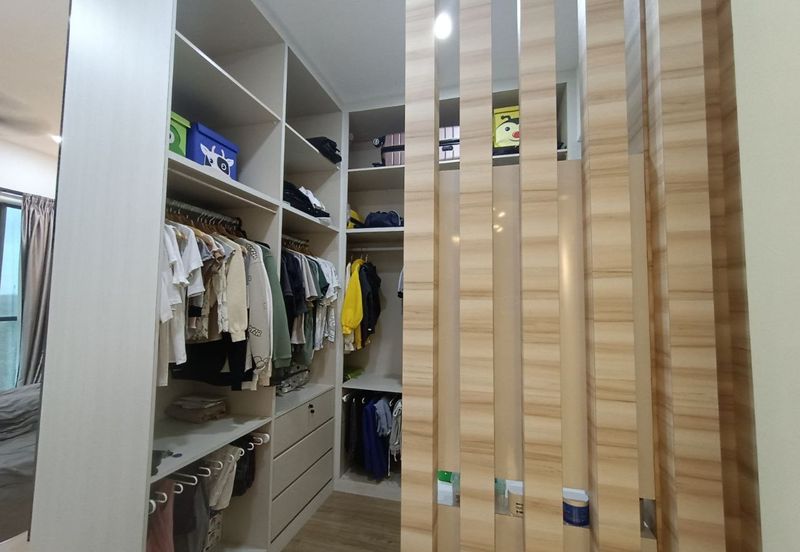 The WaterEdge Residences