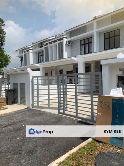 【Unblock View】Permas Jaya Double Storey Terrace Near JB Town CIQ , Johor, Masai