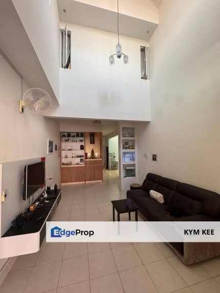 【Fully Renovated】Pelangi Indah 1.5 Storey 24x80 Terrace Ulu Tiram, Johor, Ulu Tiram