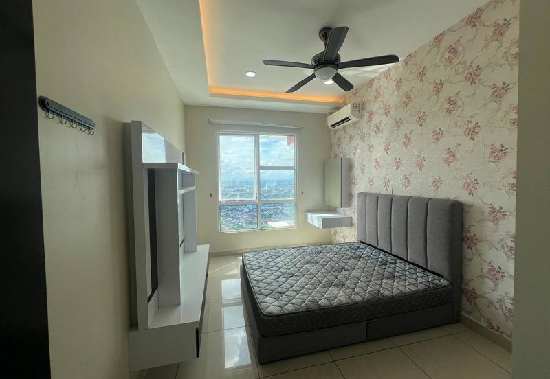 The Pinnacles (Pinnacle Tower)