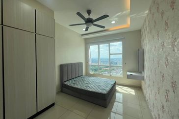 The Pinnacles (Pinnacle Tower)