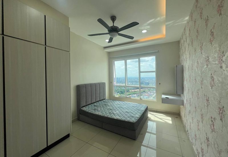 The Pinnacles (Pinnacle Tower)