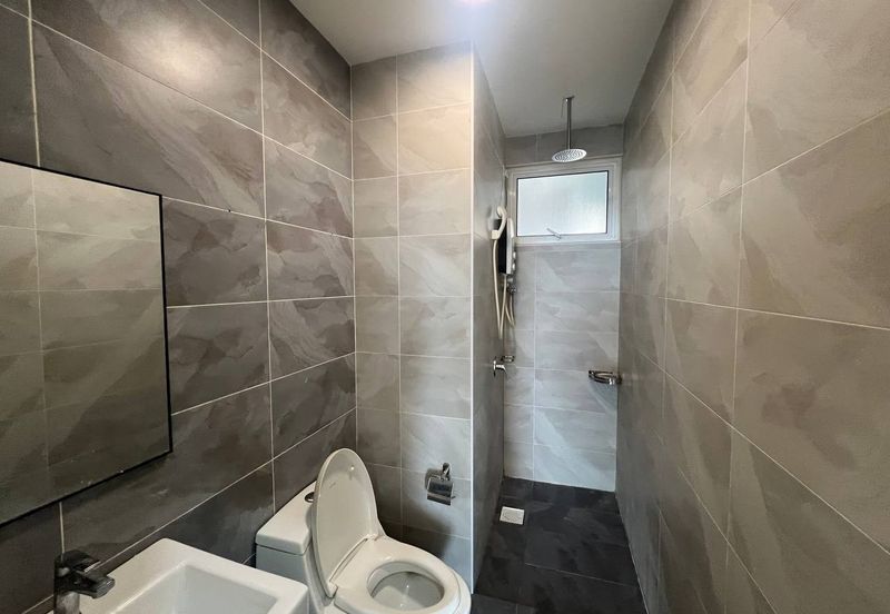 The Pinnacles (Pinnacle Tower)