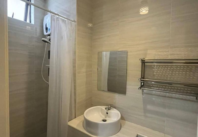 D'Summit Residences @ Kempas Utama