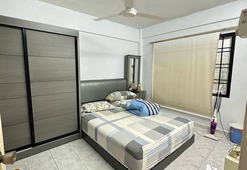 Sri Intan (Bandar Seri Alam)