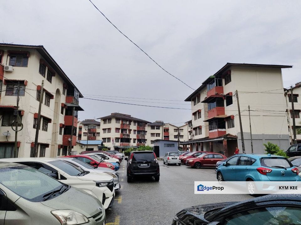 【Corner】Perling Camar Flat Level 4 Unblock View Near JB Town CIQ , Johor, Skudai