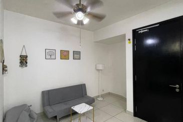 Almas Suites @ Puteri Harbour