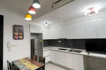 Almas Suites @ Puteri Harbour