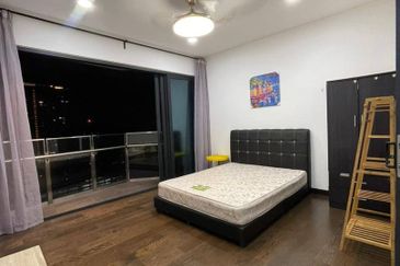 Almas Suites @ Puteri Harbour