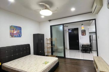 Almas Suites @ Puteri Harbour