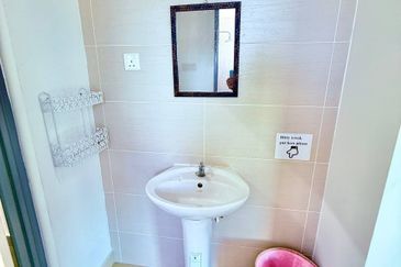 MANHATTAN @ Austin Heights