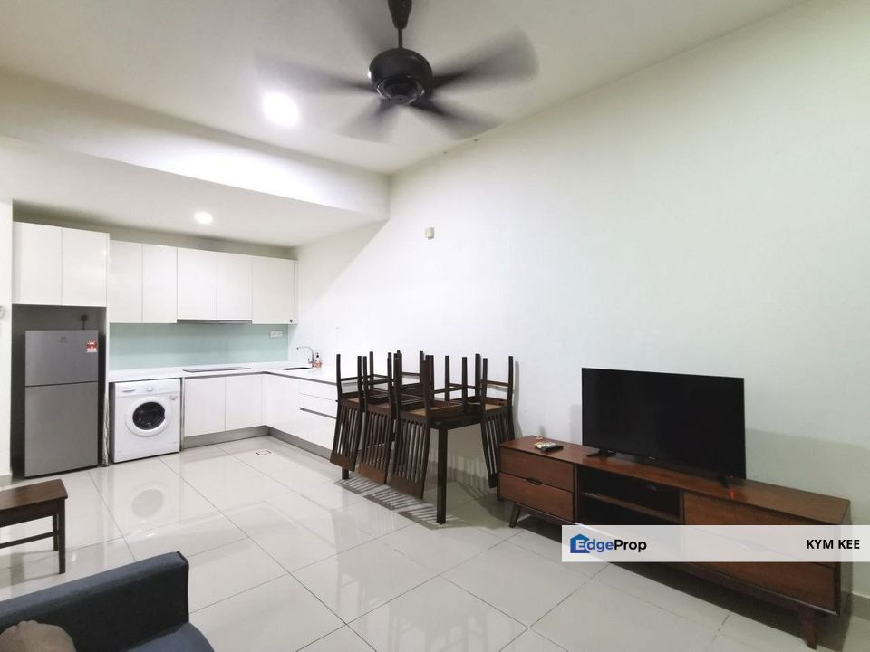 Tropez Residence@ Danga Bay Fully Furnished Near JB Town CIQ, Johor, Johor Bahru