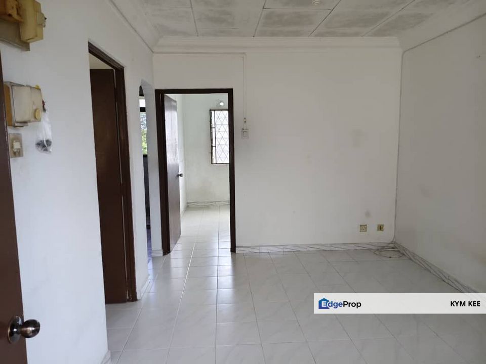 Taman Cempaka Low Cost Flat Near Tampoi Kempas, Johor, Johor Bahru