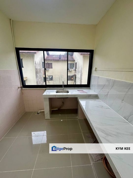 【Fully Renovated】Selesa Jaya Low Cost Flat Tingkat 4 Skudai, Johor, Skudai