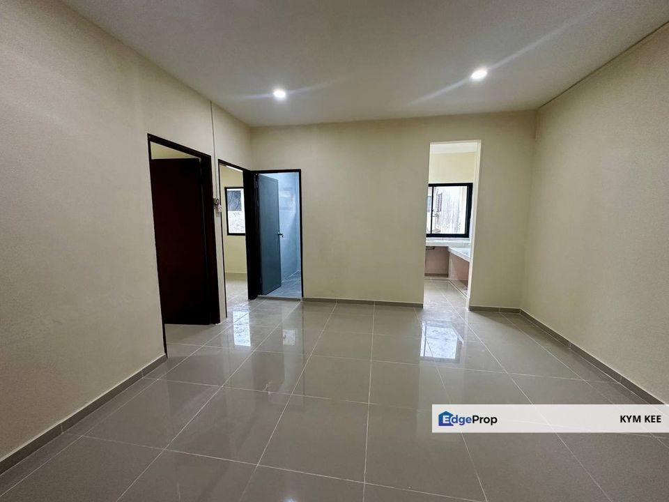 【Fully Renovated】Selesa Jaya Low Cost Flat Tingkat 4 Skudai, Johor, Skudai