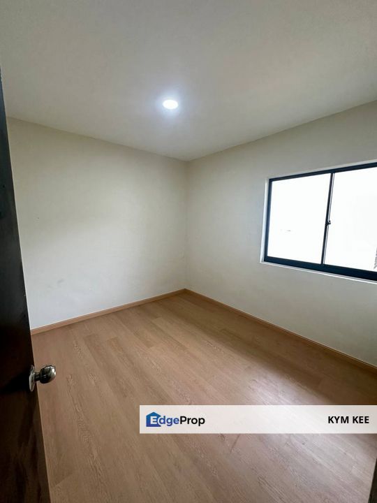 【Fully Renovated】Selesa Jaya Low Cost Flat Level 4 Skudai , Johor, Skudai