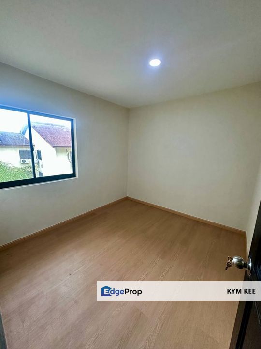 【Fully Renovated】Selesa Jaya Low Cost Flat Level 4 Skudai , Johor, Skudai