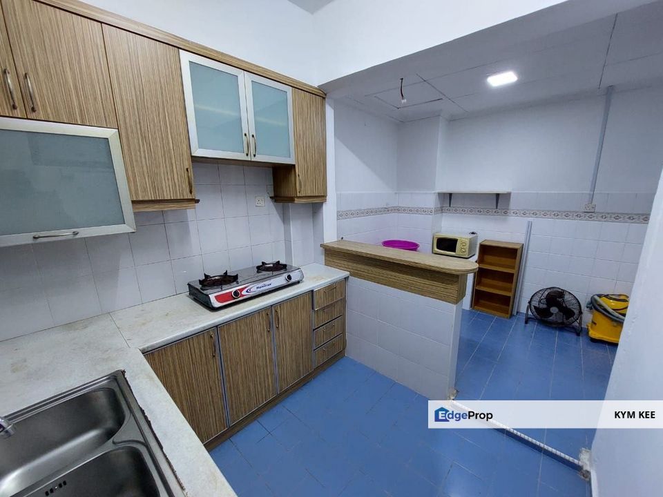 【1st Floor】Skudai Villa Apartment Near Sri Orkid Mutiara Rini Skudai, Johor, Skudai