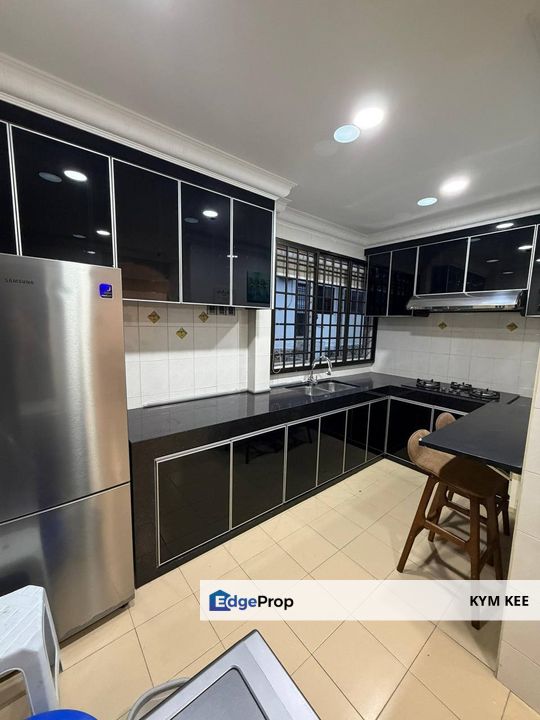 【Fully Renovated】Bukit Indah 19 Double Storey 20x70 Terrace Near CIQ Tuas, Johor, Johor Bahru