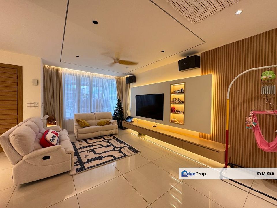 【Fully Renovated】Mutiara Bestari Phase 2 Double Storey 32x70ft Cluster, Johor, Johor Bahru