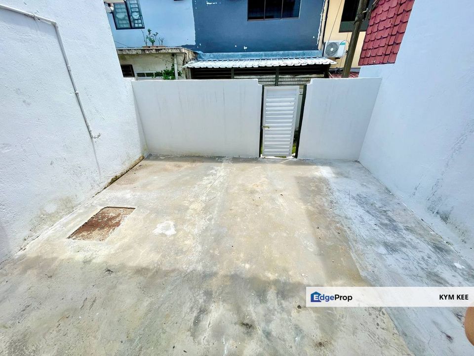 Taman Desa Jaya Double Storey 14x55 Low Cost House, Johor, Johor Bahru