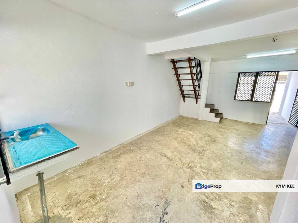 Taman Desa Jaya Double Storey 14x55 Low Cost House, Johor, Johor Bahru