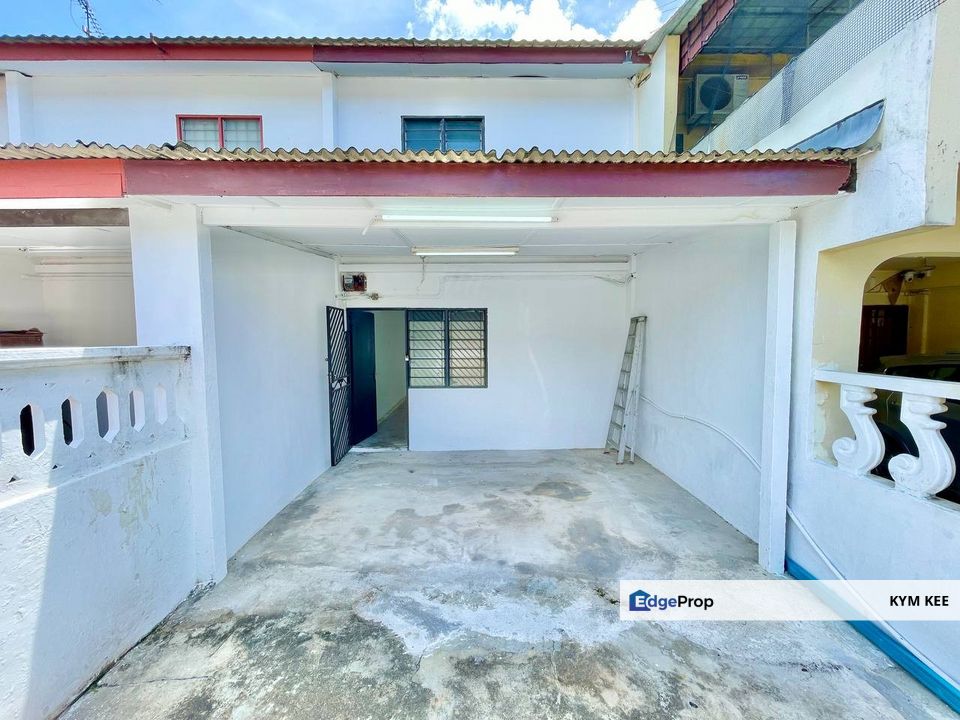 Taman Desa Jaya Double Storey 14x55 Low Cost House, Johor, Johor Bahru