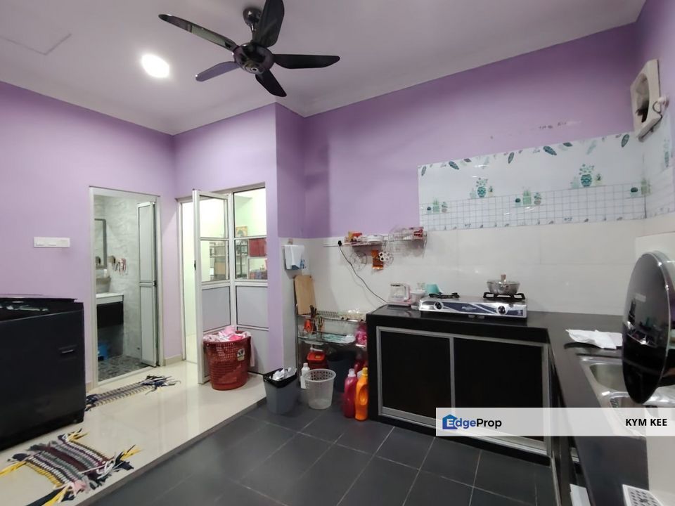【Fully Renovated】Taman Universiti Single Storey 20x65Terrace House Skudai, Johor, Skudai
