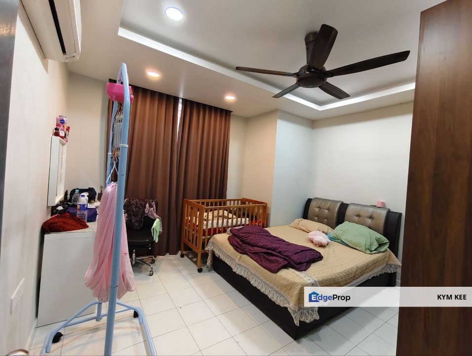 【Renovated】Nusa Sentral Double Storey 18x60 Medium Cost House , Johor, 