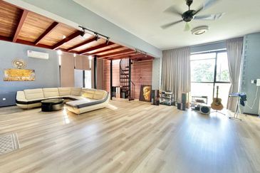 Cube On Hill ( Taman Bukit Pulai )